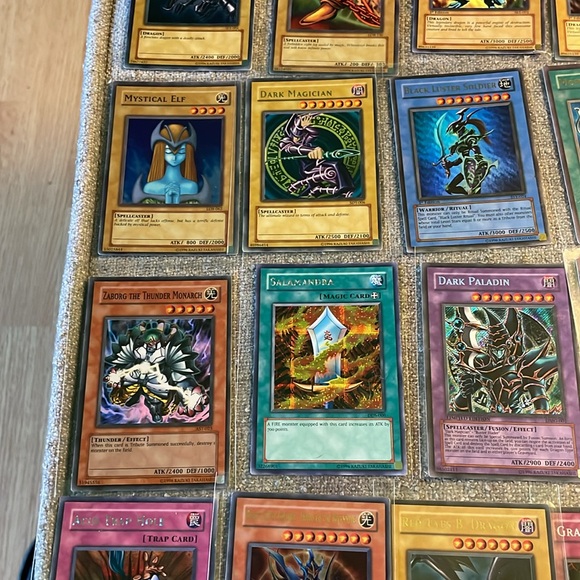 Yu-Gi-Oh! Holographic card - Picture 2 of 5